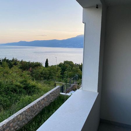 Apartman Neo Kantrida Рийека Екстериор снимка